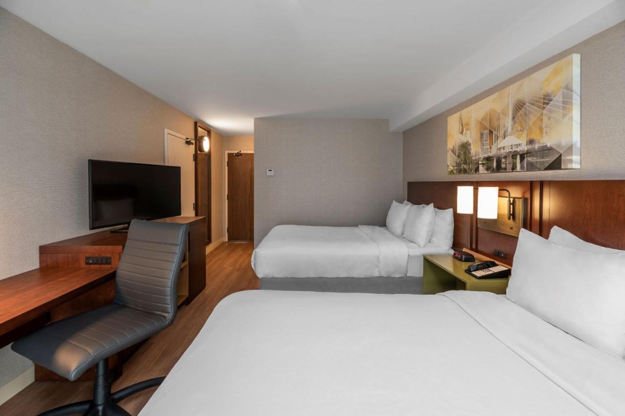 Comfort Inn Hamilton Buitenkant foto