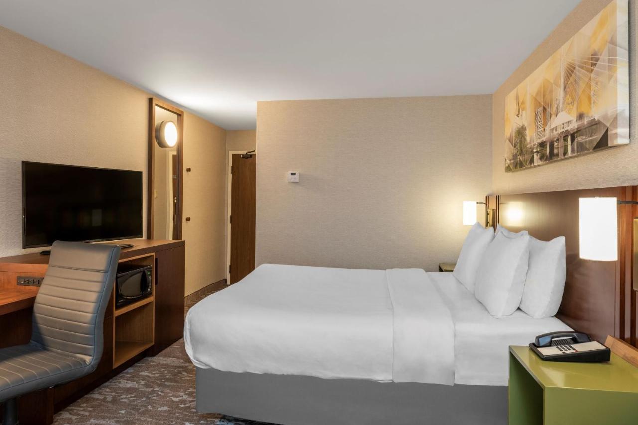Comfort Inn Hamilton Buitenkant foto