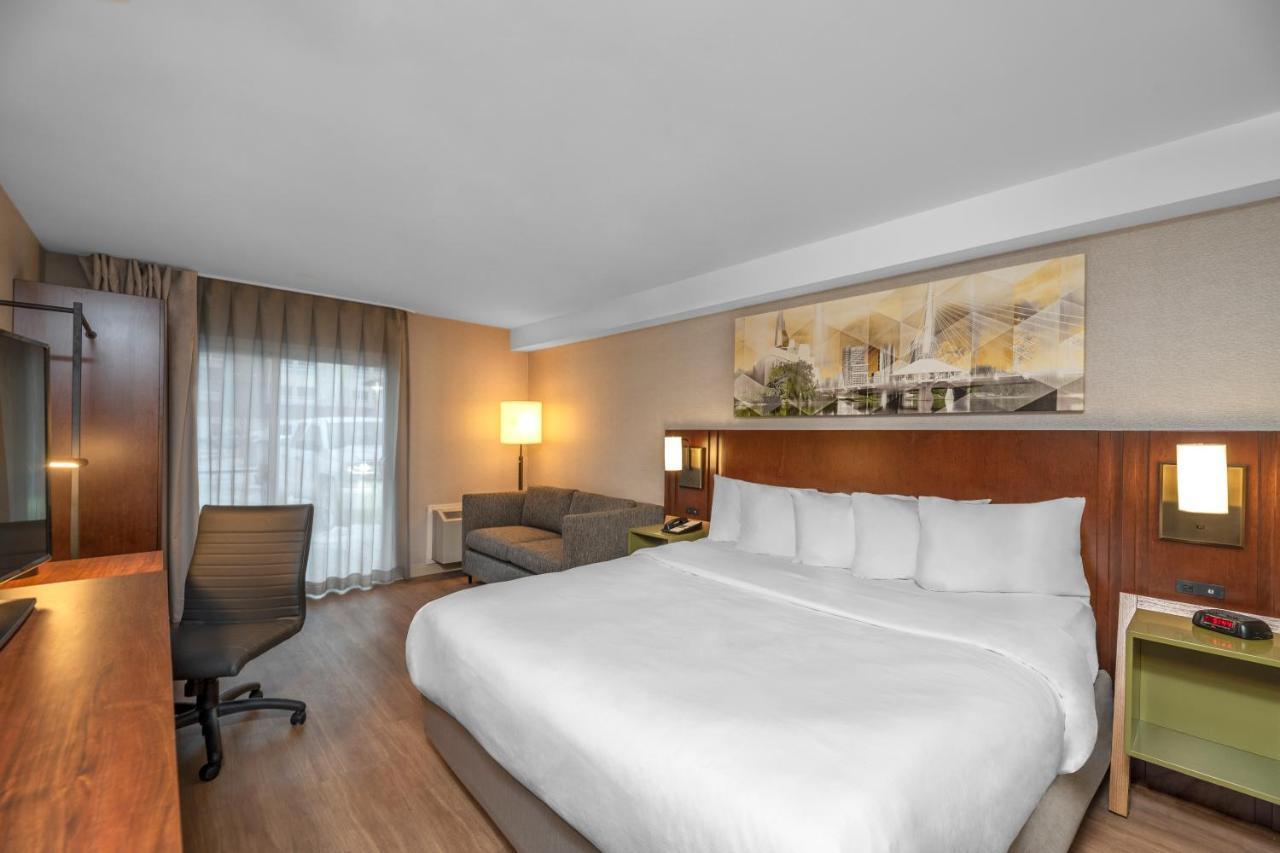 Comfort Inn Hamilton Buitenkant foto