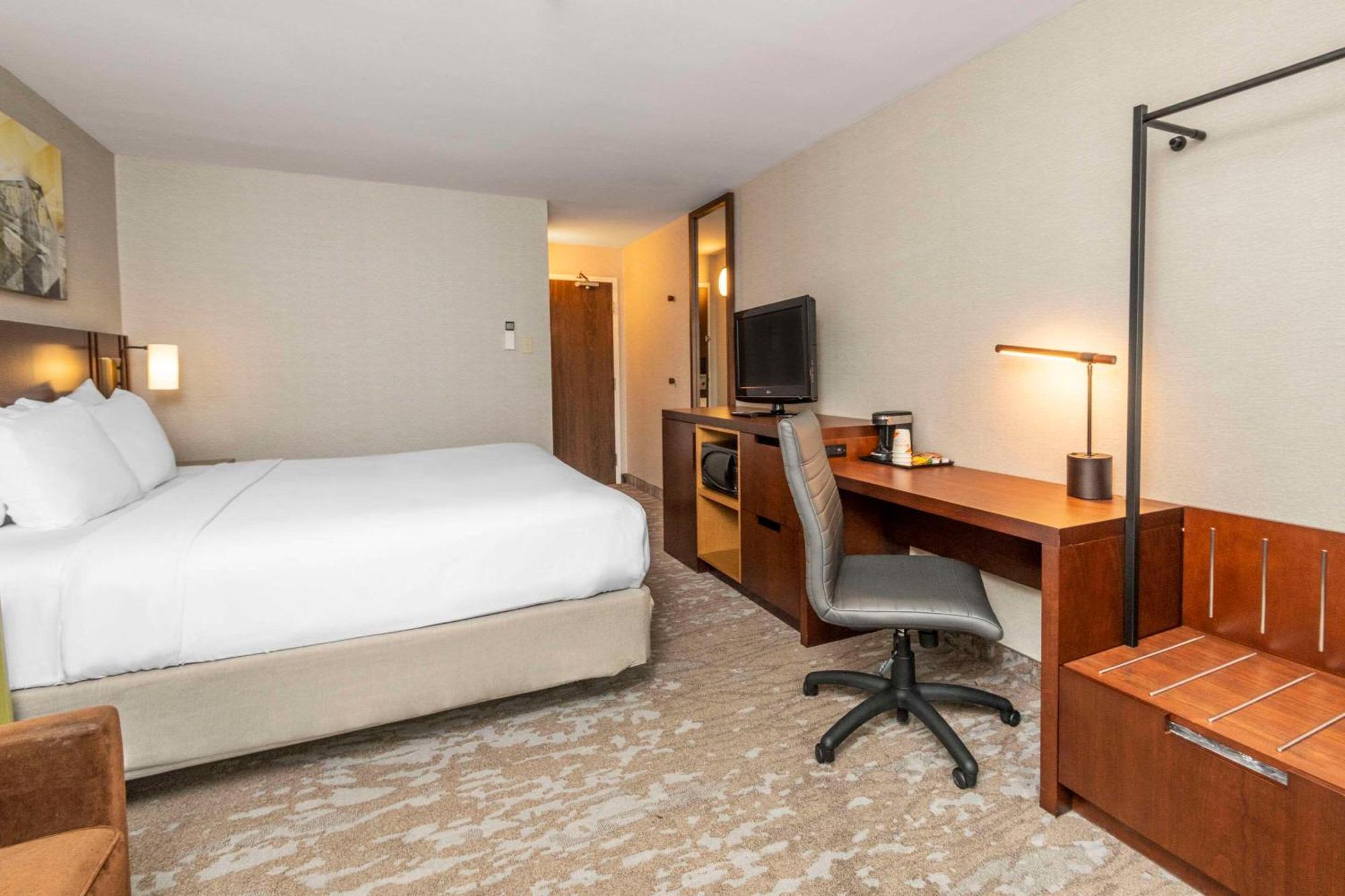 Comfort Inn Hamilton Buitenkant foto