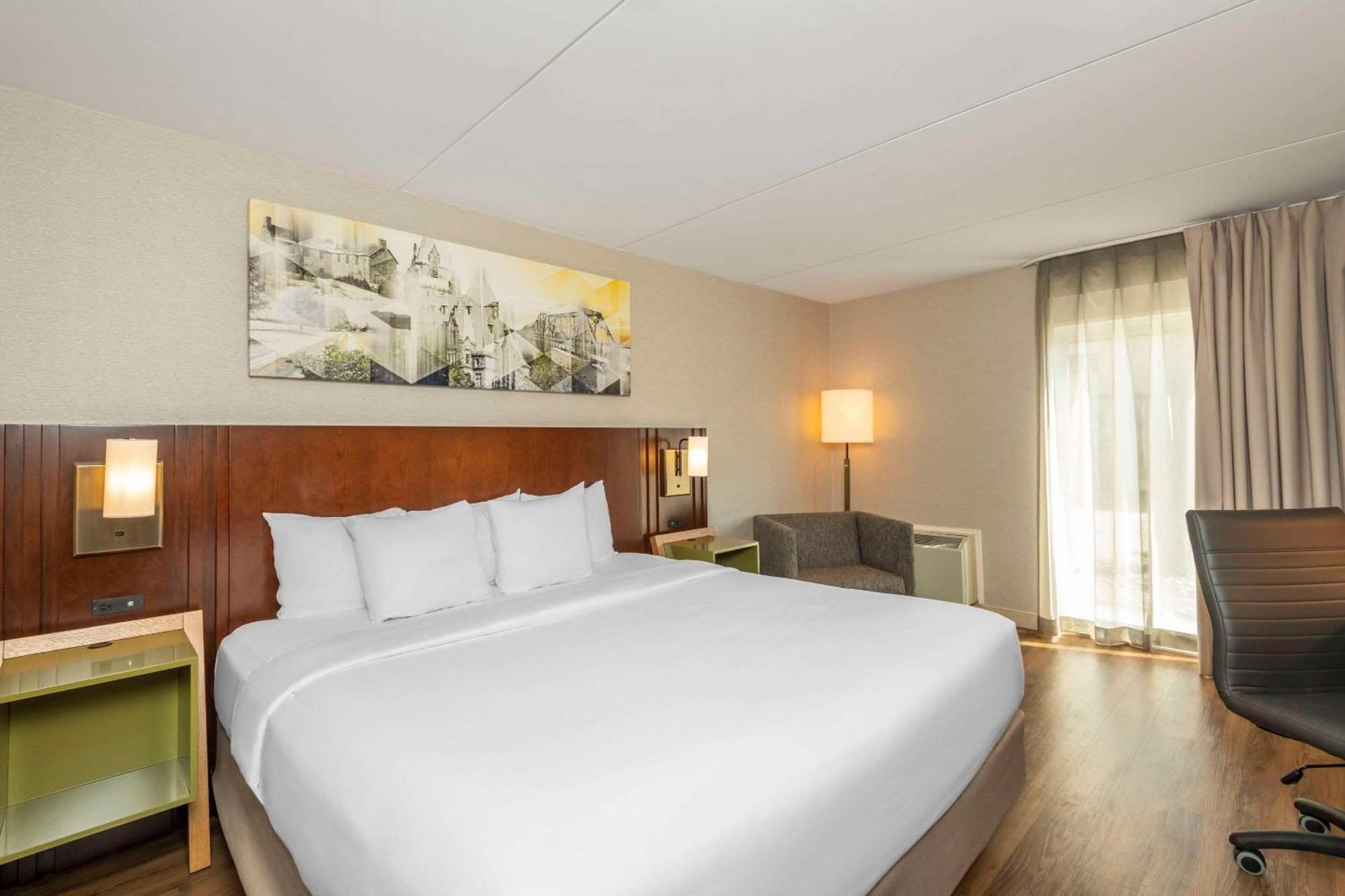 Comfort Inn Hamilton Buitenkant foto