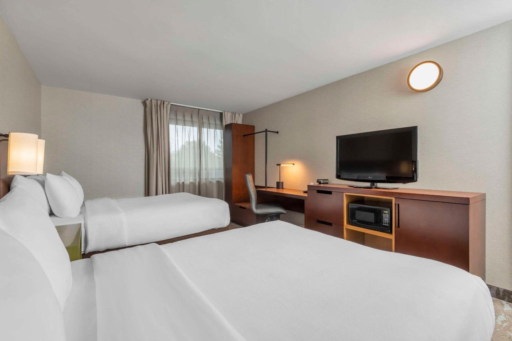Comfort Inn Hamilton Buitenkant foto